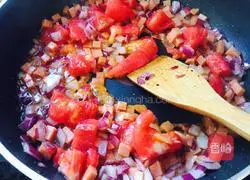 Illustration of how to make tomato and cheese baked rice 5