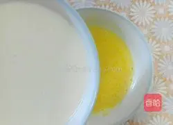 Illustration of how to make light cream Portuguese egg tart 6