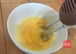 Illustration of how to make raisin cupcakes 4