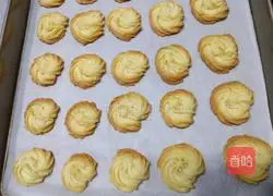 Illustration of how to make light cream cookies 10