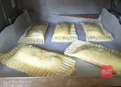 Thousand-layer Pineapple Pie Recipe Illustration 12