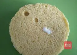 Illustration of how to make mini yogurt cakes 5