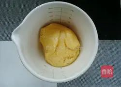 Illustration of how to make coconut biscuits (shredded coconut biscuits) 4