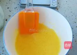 Illustration of how to make meat floss cake 2