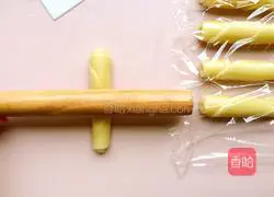 Illustration of how to make bean paste open cake 10