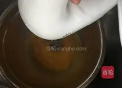 Illustration of how to make egg yolk biscuits 3