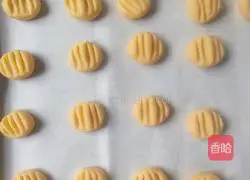 Illustration of how to make crispy biscuits 9