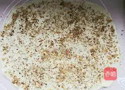 Illustration of how to make walnut flower rolls 9