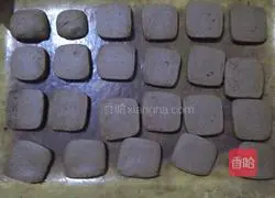 How to make sandwich biscuits 9