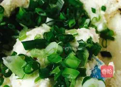 Illustration of how to make scallion cookies 9