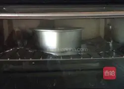 Cream Decorated Cake 8-Inch Chiffon Cake Recipe Illustration 9