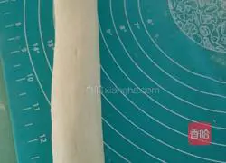 Illustration of how to make bean paste buns 8