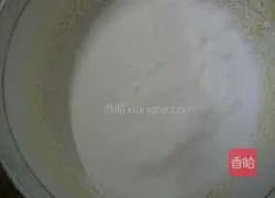 Illustration of how to make chiffon cake 5