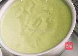 Illustration of how to make matcha mousse 8