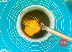 Illustration of How to Make Smiling Crack Cookies 4