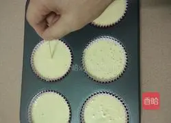 Honey Cake Recipe Illustration 6