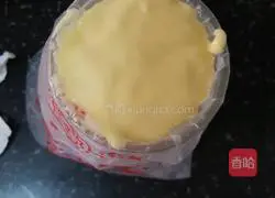 Illustration of how to make egg yolk finger biscuits 10