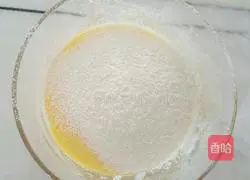 Illustration of how to make eight-inch chiffon cake 13