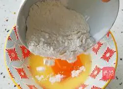 Illustration of how to make chiffon cake 2