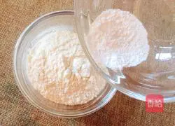 Illustration of how to make egg yolk biscuits 4