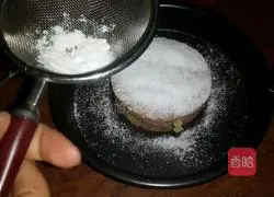 Illustration of how to make model cake 3