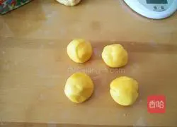 Illustration of how to make flower cookies 11