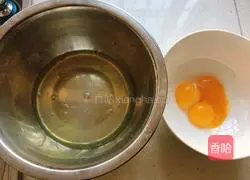 Illustration of how to make meat floss cake 1