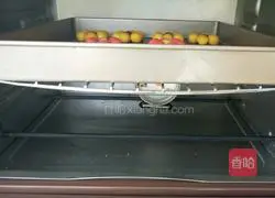 Illustration of how to make flower cookies 21