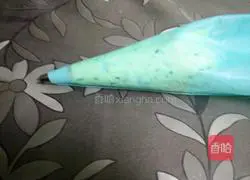 Illustration of how to make scallion oil cookies 7