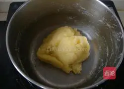 Illustration of how to make crispy puffs 5
