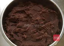 Illustration of how to make bean paste cake 1