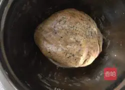 Illustration of how to make brown sugar and black sesame cookies 9