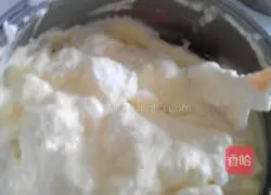 Illustration of how to make eight-inch chiffon cake 9