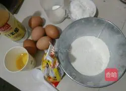 Illustration of how to make chiffon cake 1