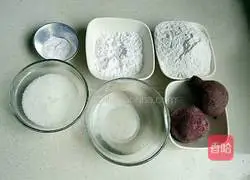 Illustration of how to make purple sweet potato balls 1