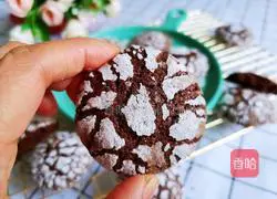 Chocolate Crack Cookies Recipe Illustration 12