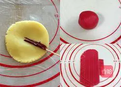 Illustration of how to make piggy cookies 10