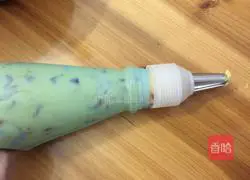 Illustration of how to make cranberry cookies 7