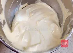 Illustration of how to make chiffon cake (8 inches) 17