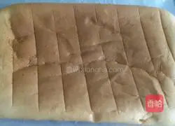 Illustration of how to make chiffon cake 12