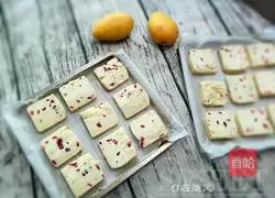 Cranberry Cookies Illustration of how to do it 7