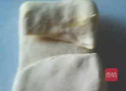 Illustration of how to make egg tart crust 5