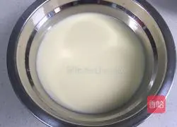 Illustration of how to make original whole egg tart 9