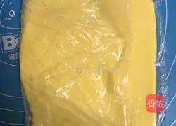 Illustration of how to make Portuguese egg tart crust 4