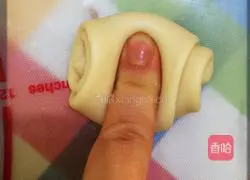 Illustration of how to make bean paste cake 12