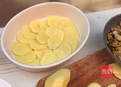 Potato and mushroom pie recipe 8