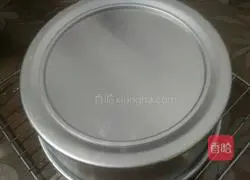 Illustration of how to make chiffon cake 10