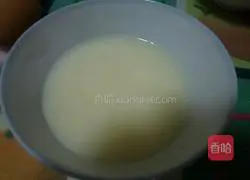 Illustration of how to make chiffon cake 2