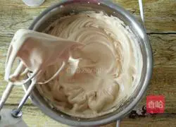 Walnut and Red Date Cake Recipe Illustration 7