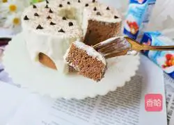 Illustration of how to make hollow chiffon cake with glaze 19